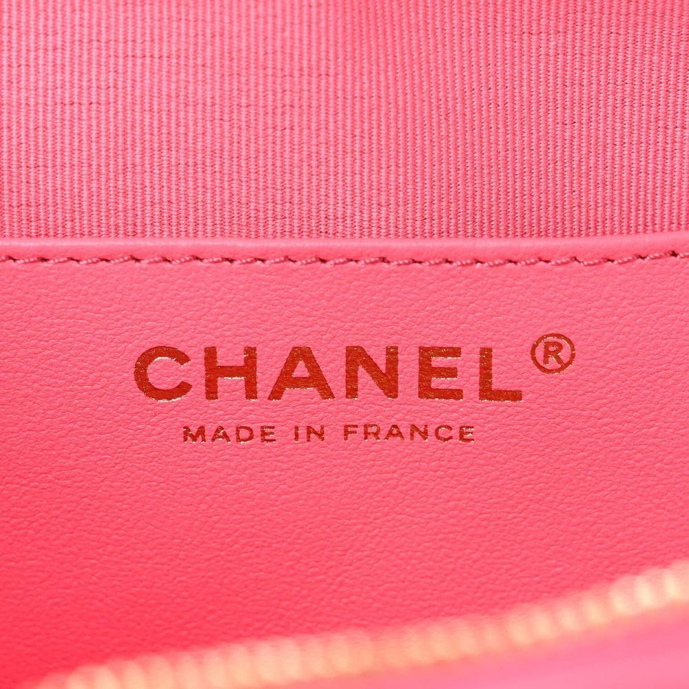Chanel Pink Heart Bag 22S CC In Love Leather Crossbody bag NEW Authentic - Picture 11 of 15